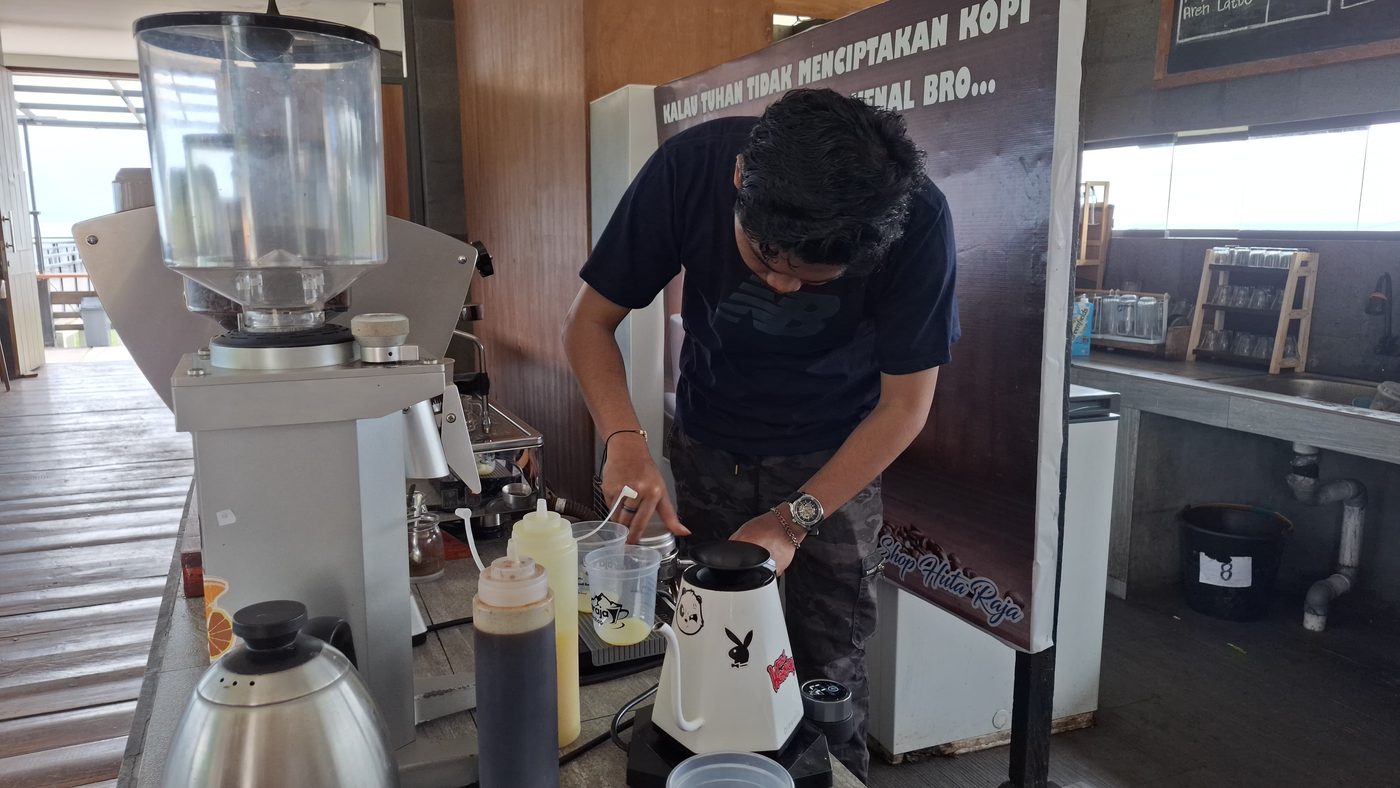 COFFEE SHOP HUTARAJA